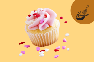 Cupcake: heller Teil, rosa Glasur mit Herzen bestreut